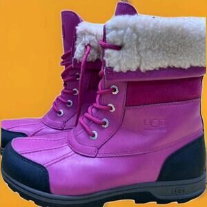 UGG Purple Butte II Boot Snow Waterproof Purple Sz 6 Excellent Boots.